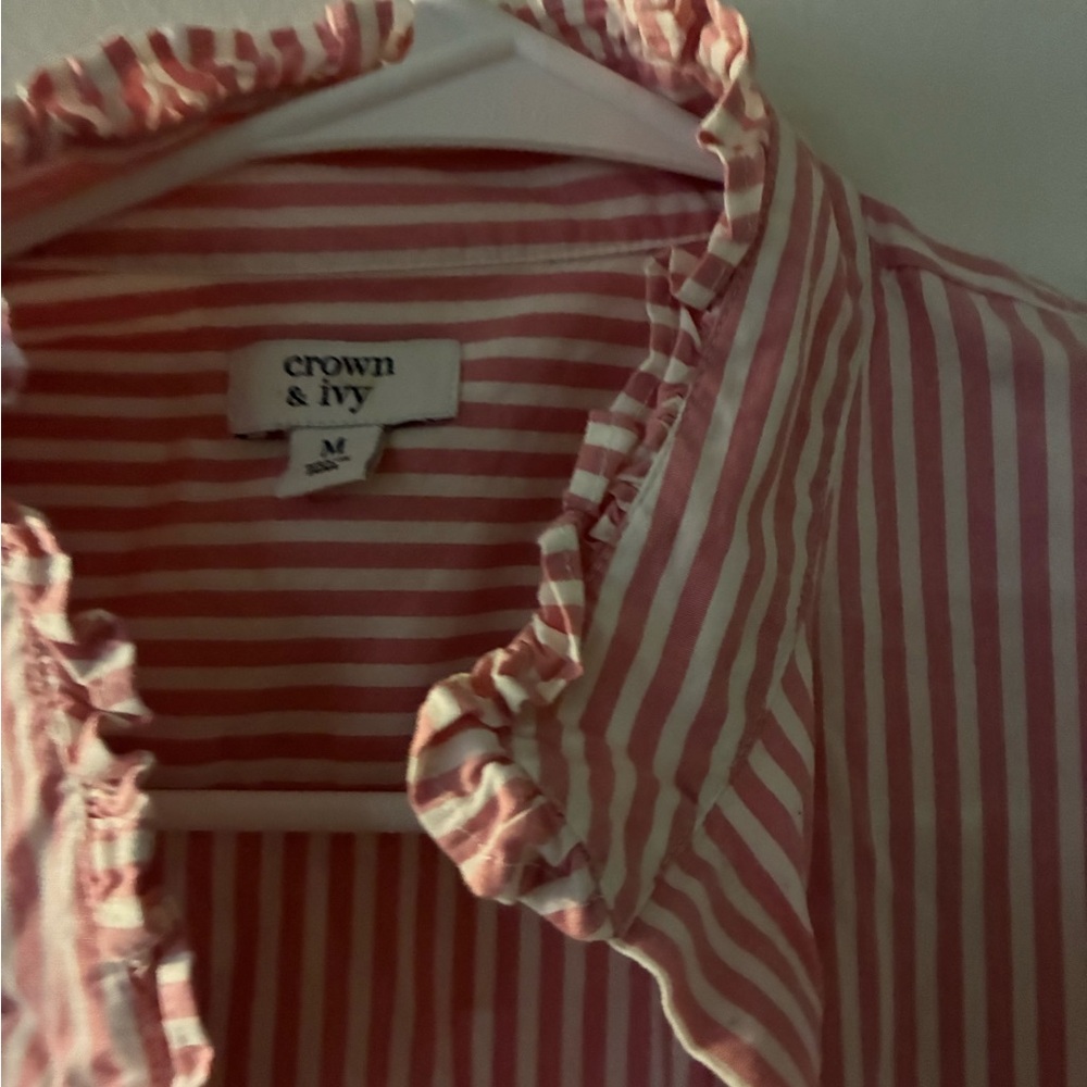 Crown & Ivy Ruffled Pink Striped button down size medium - Picture 2 of 4
